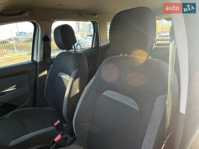 Серый Рено Дастер, объемом двигателя 1.5 л и пробегом 191 тыс. км за 13900 $, фото 29 на Automoto.ua