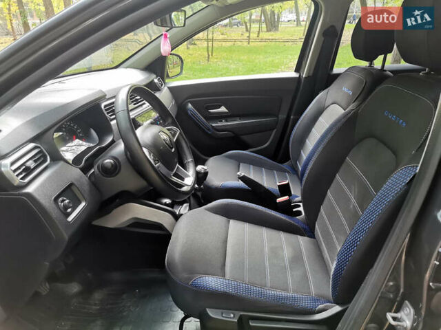 Сірий Рено Дастер, об'ємом двигуна 1.46 л та пробігом 85 тис. км за 18999 $, фото 11 на Automoto.ua