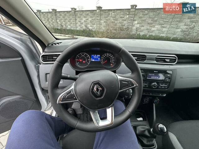 Серый Рено Дастер, объемом двигателя 1.46 л и пробегом 185 тыс. км за 14000 $, фото 43 на Automoto.ua