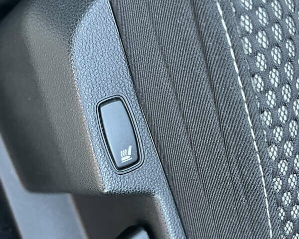 Серый Рено Дастер, объемом двигателя 1.5 л и пробегом 156 тыс. км за 16900 $, фото 62 на Automoto.ua