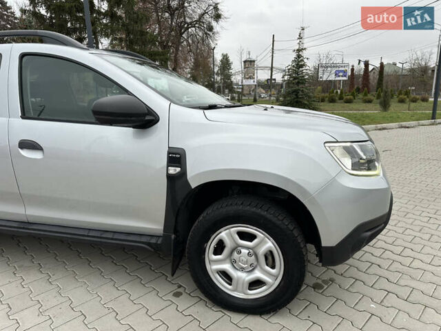 Серый Рено Дастер, объемом двигателя 1.46 л и пробегом 185 тыс. км за 14000 $, фото 19 на Automoto.ua