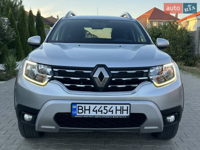 Серый Рено Дастер, объемом двигателя 1.5 л и пробегом 156 тыс. км за 16900 $, фото 9 на Automoto.ua