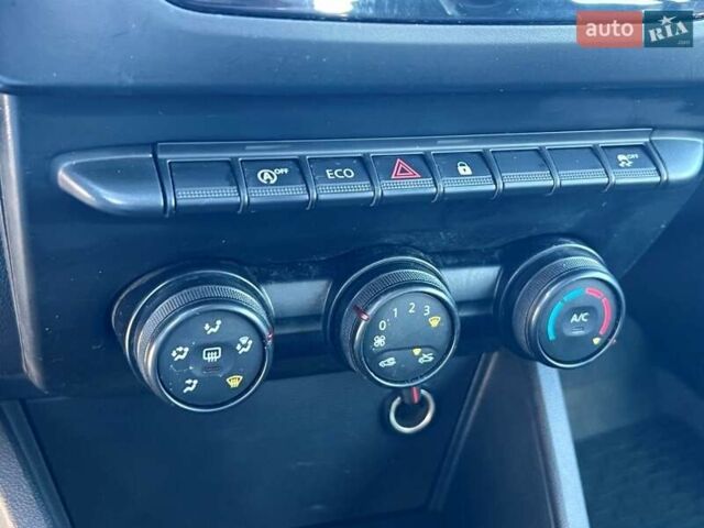 Серый Рено Дастер, объемом двигателя 1.5 л и пробегом 191 тыс. км за 13900 $, фото 36 на Automoto.ua