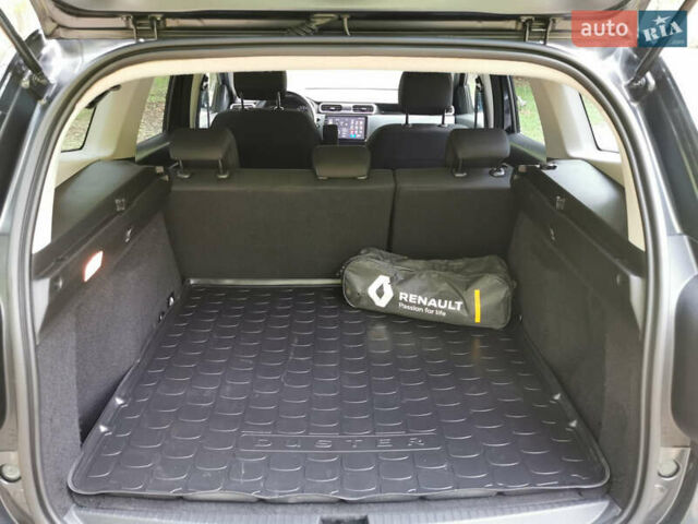 Сірий Рено Дастер, об'ємом двигуна 1.46 л та пробігом 85 тис. км за 18999 $, фото 16 на Automoto.ua