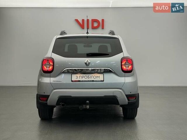 Серый Рено Дастер, объемом двигателя 1.6 л и пробегом 98 тыс. км за 16210 $, фото 5 на Automoto.ua