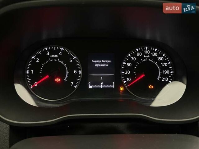 Серый Рено Дастер, объемом двигателя 1.6 л и пробегом 98 тыс. км за 16210 $, фото 12 на Automoto.ua