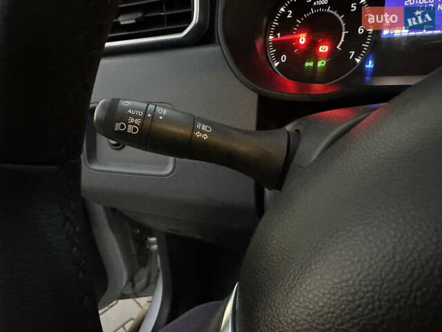 Серый Рено Дастер, объемом двигателя 1.46 л и пробегом 200 тыс. км за 14200 $, фото 32 на Automoto.ua