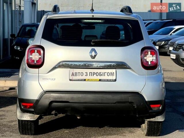 Серый Рено Дастер, объемом двигателя 1.5 л и пробегом 191 тыс. км за 13900 $, фото 5 на Automoto.ua