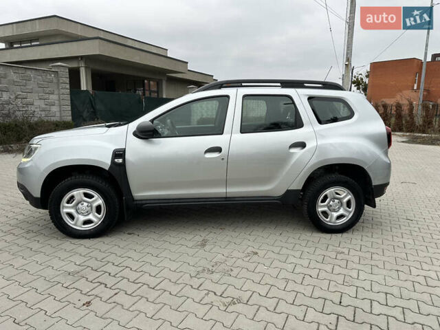 Серый Рено Дастер, объемом двигателя 1.46 л и пробегом 185 тыс. км за 14000 $, фото 13 на Automoto.ua