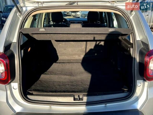 Серый Рено Дастер, объемом двигателя 1.5 л и пробегом 191 тыс. км за 13900 $, фото 49 на Automoto.ua