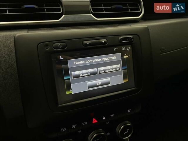 Серый Рено Дастер, объемом двигателя 1.6 л и пробегом 98 тыс. км за 16210 $, фото 16 на Automoto.ua