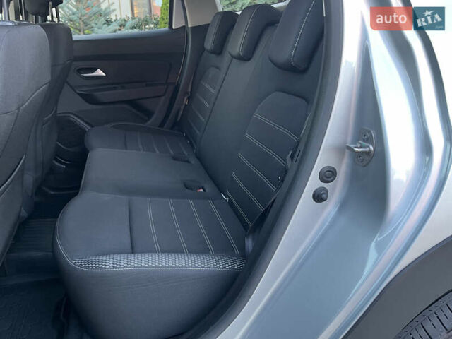 Серый Рено Дастер, объемом двигателя 1.5 л и пробегом 156 тыс. км за 16900 $, фото 55 на Automoto.ua