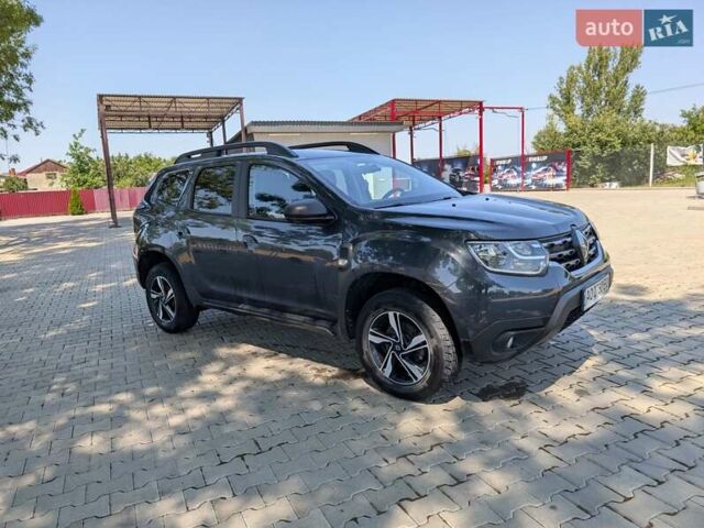 Сірий Рено Дастер, об'ємом двигуна 1.46 л та пробігом 106 тис. км за 16490 $, фото 1 на Automoto.ua