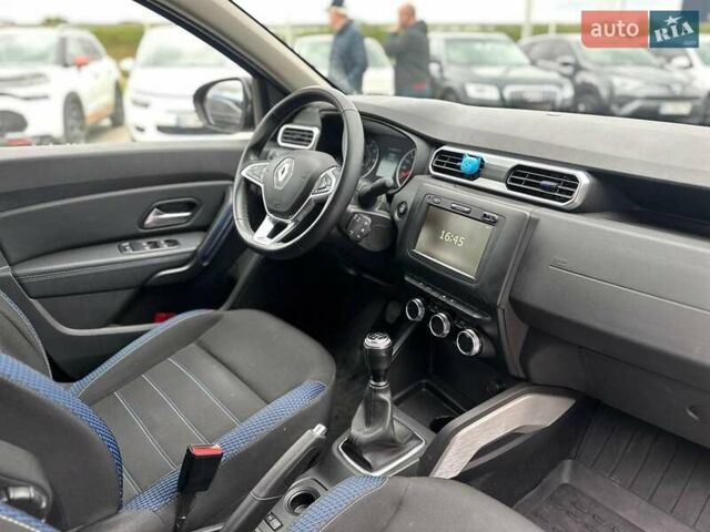 Серый Рено Дастер, объемом двигателя 1.6 л и пробегом 38 тыс. км за 14690 $, фото 33 на Automoto.ua