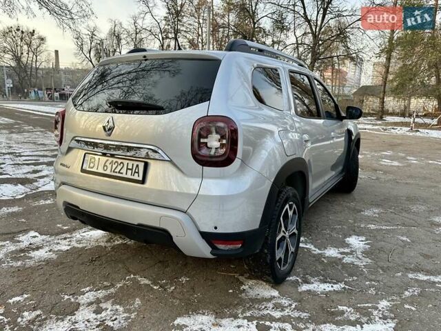 Серый Рено Дастер, объемом двигателя 1.5 л и пробегом 150 тыс. км за 16500 $, фото 5 на Automoto.ua