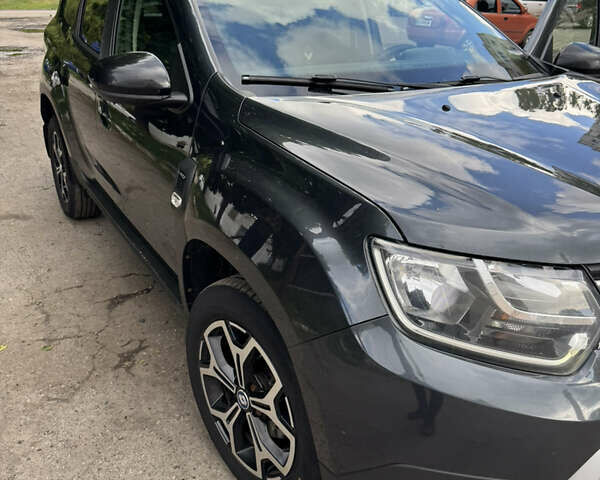 Серый Рено Дастер, объемом двигателя 1.5 л и пробегом 170 тыс. км за 17500 $, фото 7 на Automoto.ua