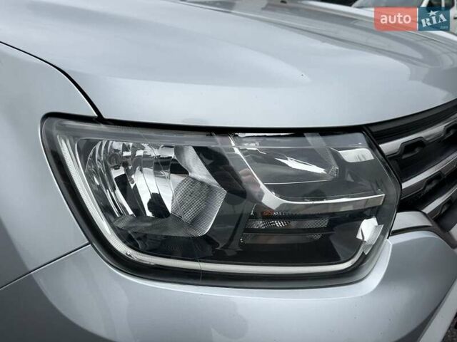 Сірий Рено Дастер, об'ємом двигуна 1.46 л та пробігом 88 тис. км за 18950 $, фото 11 на Automoto.ua