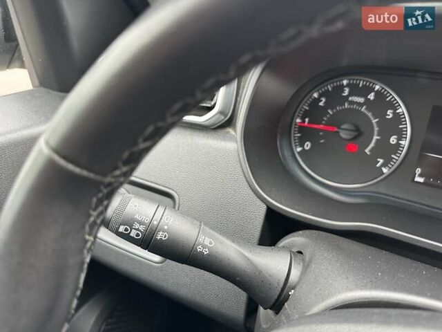 Сірий Рено Дастер, об'ємом двигуна 1.46 л та пробігом 88 тис. км за 18950 $, фото 19 на Automoto.ua