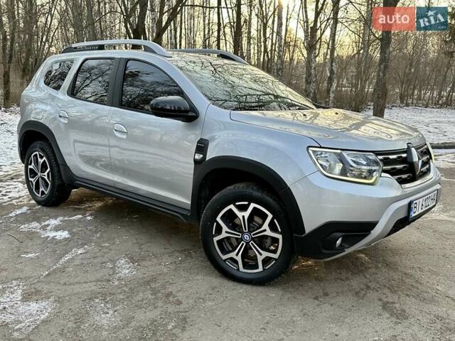 Серый Рено Дастер, объемом двигателя 1.5 л и пробегом 150 тыс. км за 16500 $, фото 2 на Automoto.ua