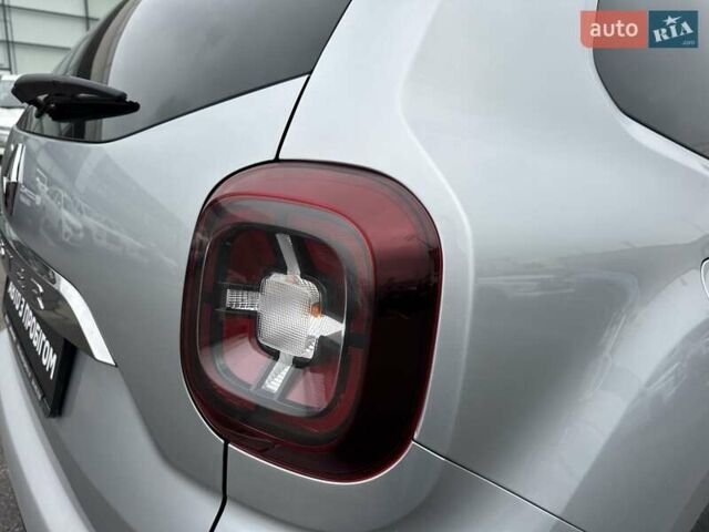 Сірий Рено Дастер, об'ємом двигуна 1.46 л та пробігом 88 тис. км за 18950 $, фото 10 на Automoto.ua