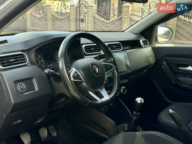 Серый Рено Дастер, объемом двигателя 1.5 л и пробегом 141 тыс. км за 18300 $, фото 16 на Automoto.ua