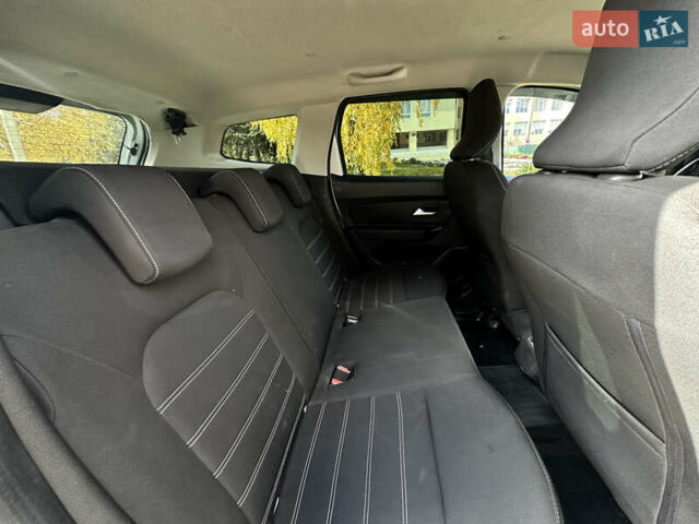 Серый Рено Дастер, объемом двигателя 1.5 л и пробегом 141 тыс. км за 18300 $, фото 19 на Automoto.ua