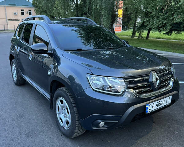 Серый Рено Дастер, объемом двигателя 1.46 л и пробегом 220 тыс. км за 14350 $, фото 3 на Automoto.ua