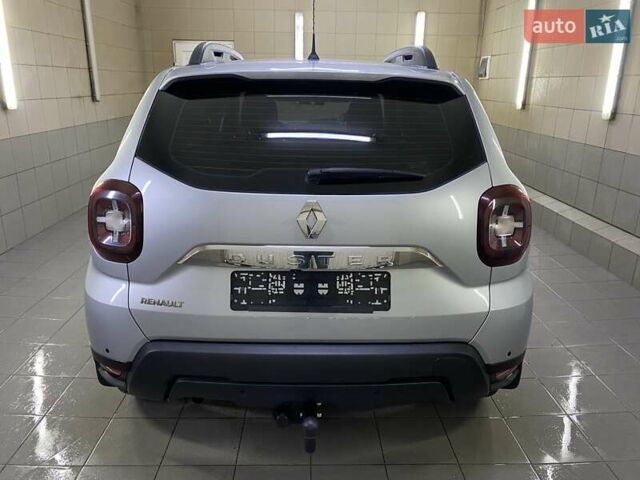 Рено Дастер 2022 в Умани на Automoto.ua Серый Рено Дастер, объемом двигателя 1.6 л и пробегом 69 тыс. км за 19999 $, фото 8 на Automoto.ua