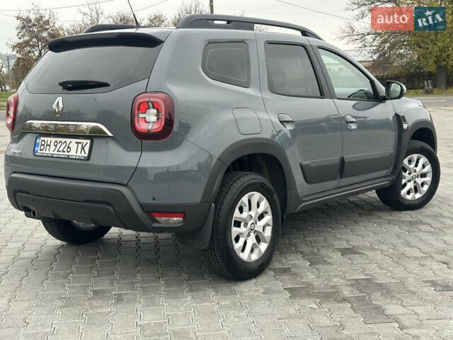 Серый Рено Дастер, объемом двигателя 1.6 л и пробегом 20 тыс. км за 19400 $, фото 17 на Automoto.ua