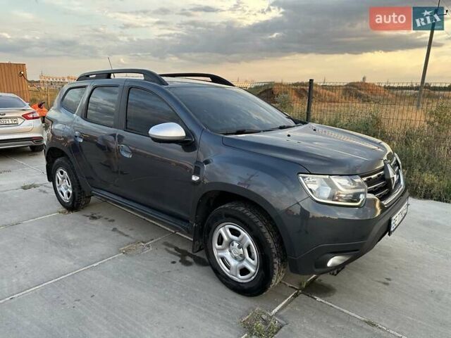 Сірий Рено Дастер, об'ємом двигуна 1.5 л та пробігом 130 тис. км за 17500 $, фото 1 на Automoto.ua