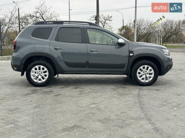 Серый Рено Дастер, объемом двигателя 1.6 л и пробегом 20 тыс. км за 19400 $, фото 10 на Automoto.ua