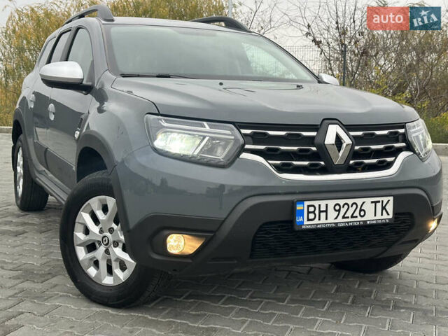 Серый Рено Дастер, объемом двигателя 1.6 л и пробегом 20 тыс. км за 19400 $, фото 20 на Automoto.ua
