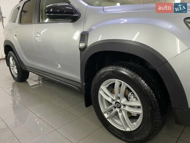 Рено Дастер 2022 в Умани на Automoto.ua Серый Рено Дастер, объемом двигателя 1.6 л и пробегом 69 тыс. км за 19999 $, фото 7 на Automoto.ua
