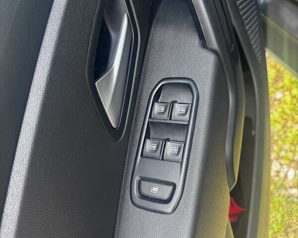 Рено Дастер 2022 в Ивано-Франковске на Automoto.ua Серый Рено Дастер, объемом двигателя 1.6 л и пробегом 49 тыс. км за 20999 $, фото 25 на Automoto.ua