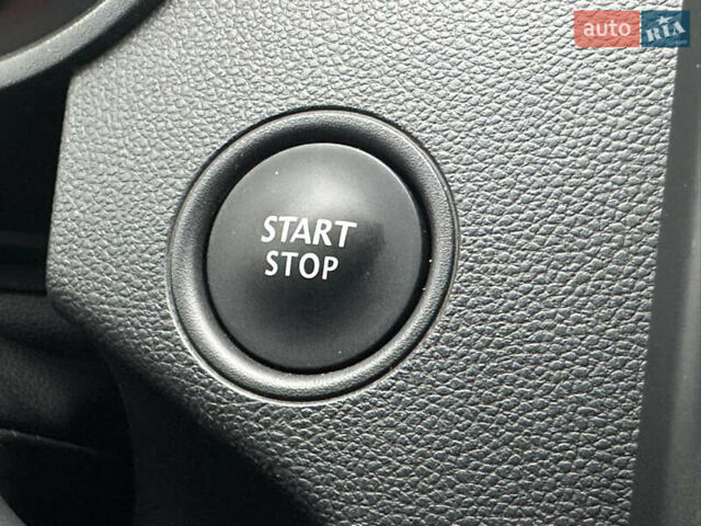 Серый Рено Дастер, объемом двигателя 1.6 л и пробегом 20 тыс. км за 19400 $, фото 46 на Automoto.ua