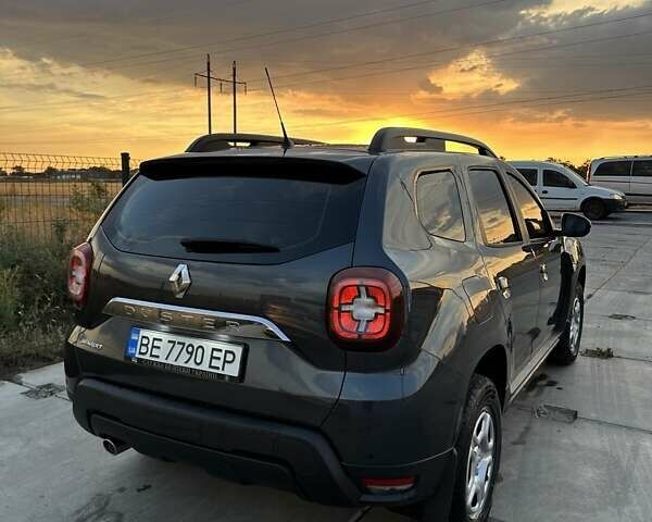 Сірий Рено Дастер, об'ємом двигуна 1.5 л та пробігом 130 тис. км за 17500 $, фото 2 на Automoto.ua