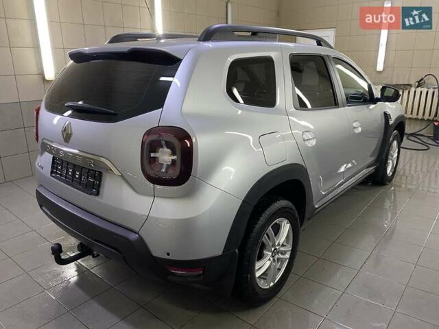 Рено Дастер 2022 в Умани на Automoto.ua Серый Рено Дастер, объемом двигателя 1.6 л и пробегом 69 тыс. км за 19999 $, фото 10 на Automoto.ua
