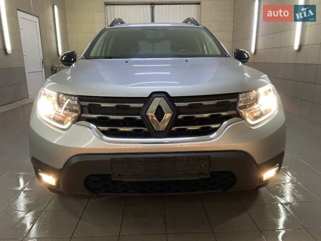 Рено Дастер 2022 в Умани на Automoto.ua Серый Рено Дастер, объемом двигателя 1.6 л и пробегом 69 тыс. км за 19999 $, фото 29 на Automoto.ua