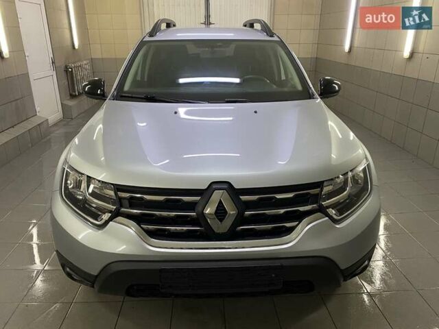 Рено Дастер 2022 в Умани на Automoto.ua Серый Рено Дастер, объемом двигателя 1.6 л и пробегом 69 тыс. км за 19999 $, фото 1 на Automoto.ua