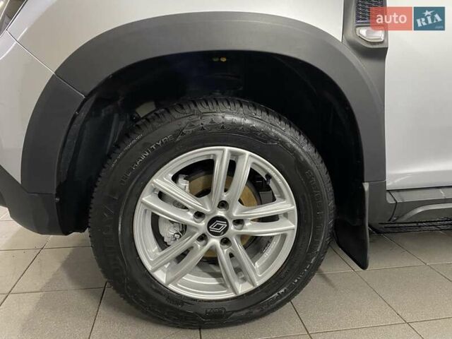 Рено Дастер 2022 в Умани на Automoto.ua Серый Рено Дастер, объемом двигателя 1.6 л и пробегом 69 тыс. км за 19999 $, фото 16 на Automoto.ua