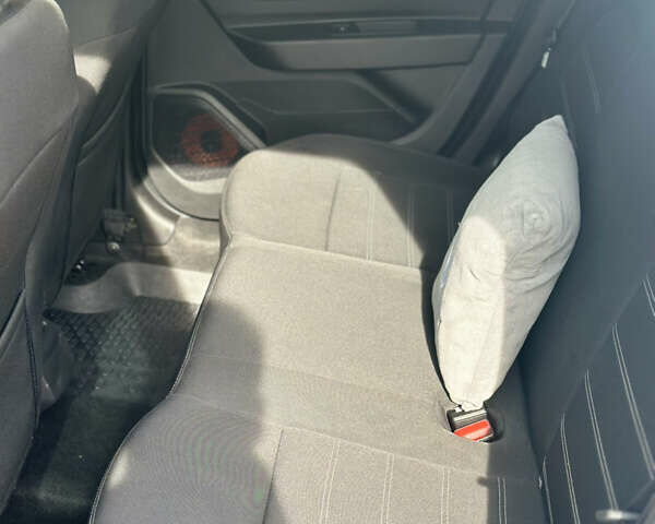 Серый Рено Дастер, объемом двигателя 1.46 л и пробегом 42 тыс. км за 20000 $, фото 13 на Automoto.ua