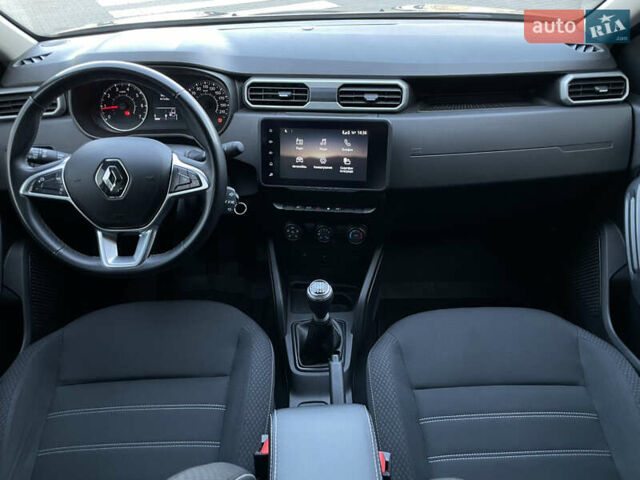 Серый Рено Дастер, объемом двигателя 1.5 л и пробегом 56 тыс. км за 18200 $, фото 9 на Automoto.ua