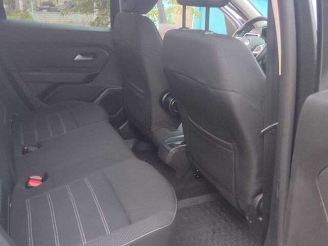 Серый Рено Дастер, объемом двигателя 1.5 л и пробегом 34 тыс. км за 20900 $, фото 15 на Automoto.ua