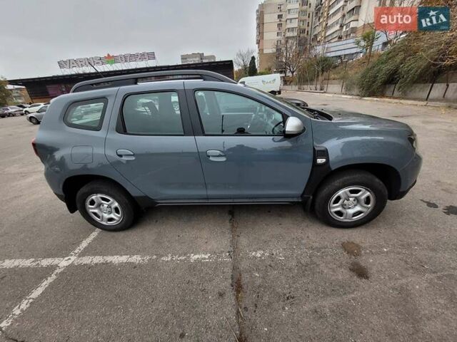 Серый Рено Дастер, объемом двигателя 1.6 л и пробегом 12 тыс. км за 18900 $, фото 1 на Automoto.ua