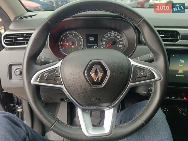 Серый Рено Дастер, объемом двигателя 1.46 л и пробегом 117 тыс. км за 19800 $, фото 20 на Automoto.ua