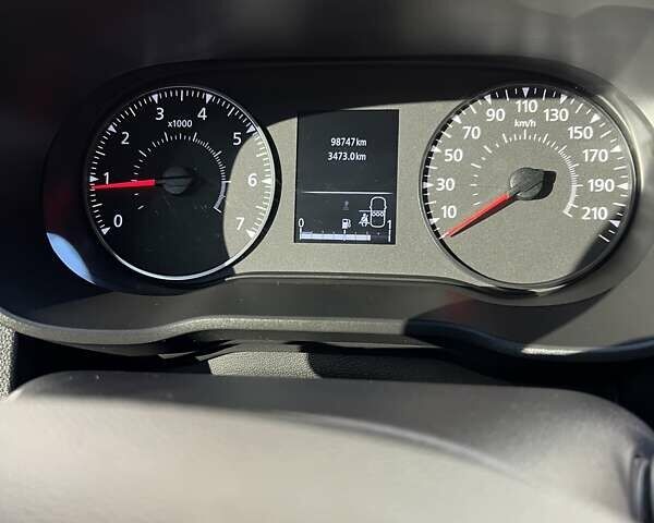 Сірий Рено Дастер, об'ємом двигуна 1.46 л та пробігом 98 тис. км за 22000 $, фото 10 на Automoto.ua