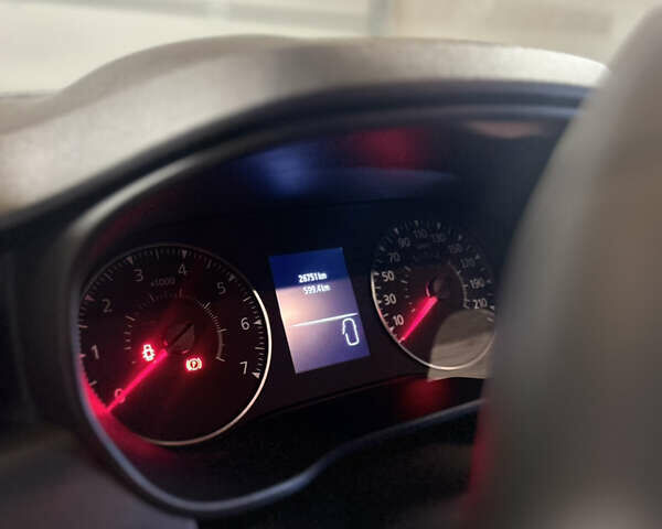 Сірий Рено Дастер, об'ємом двигуна 1.46 л та пробігом 27 тис. км за 22500 $, фото 11 на Automoto.ua