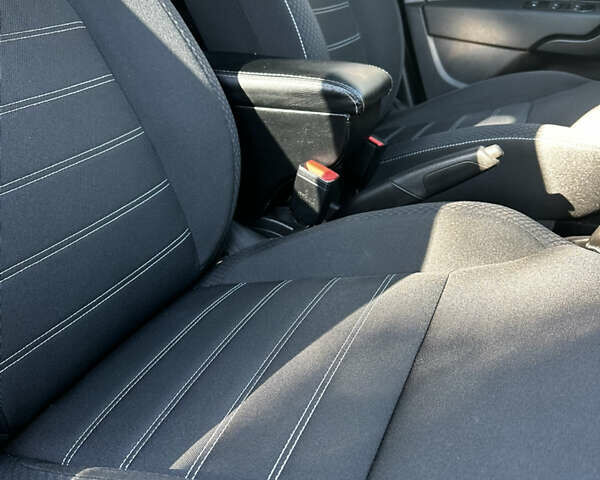 Серый Рено Дастер, объемом двигателя 1.46 л и пробегом 56 тыс. км за 18500 $, фото 10 на Automoto.ua