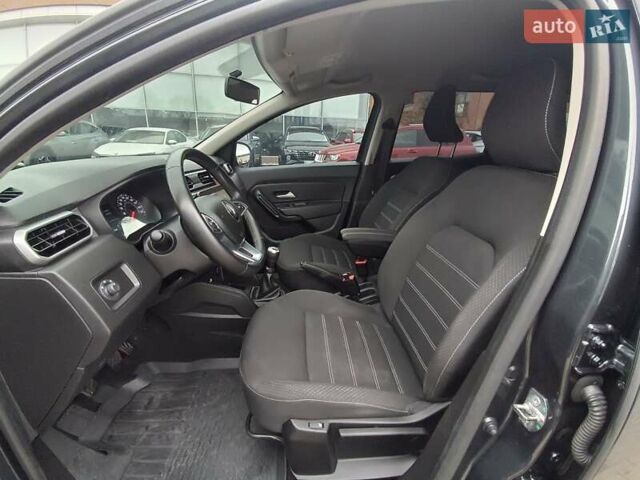 Серый Рено Дастер, объемом двигателя 1.46 л и пробегом 117 тыс. км за 19800 $, фото 9 на Automoto.ua