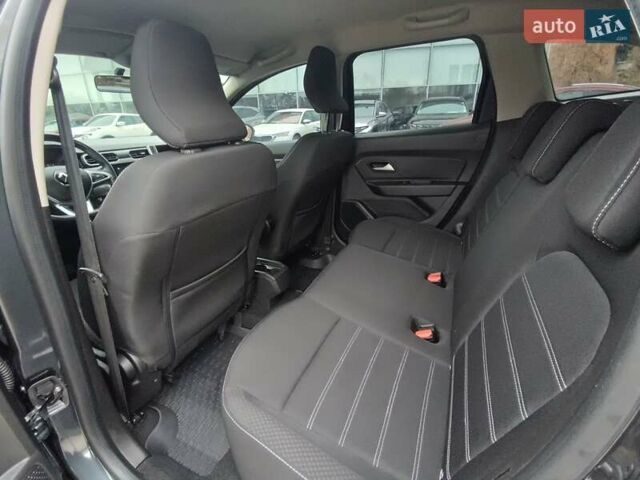 Серый Рено Дастер, объемом двигателя 1.46 л и пробегом 117 тыс. км за 19800 $, фото 12 на Automoto.ua